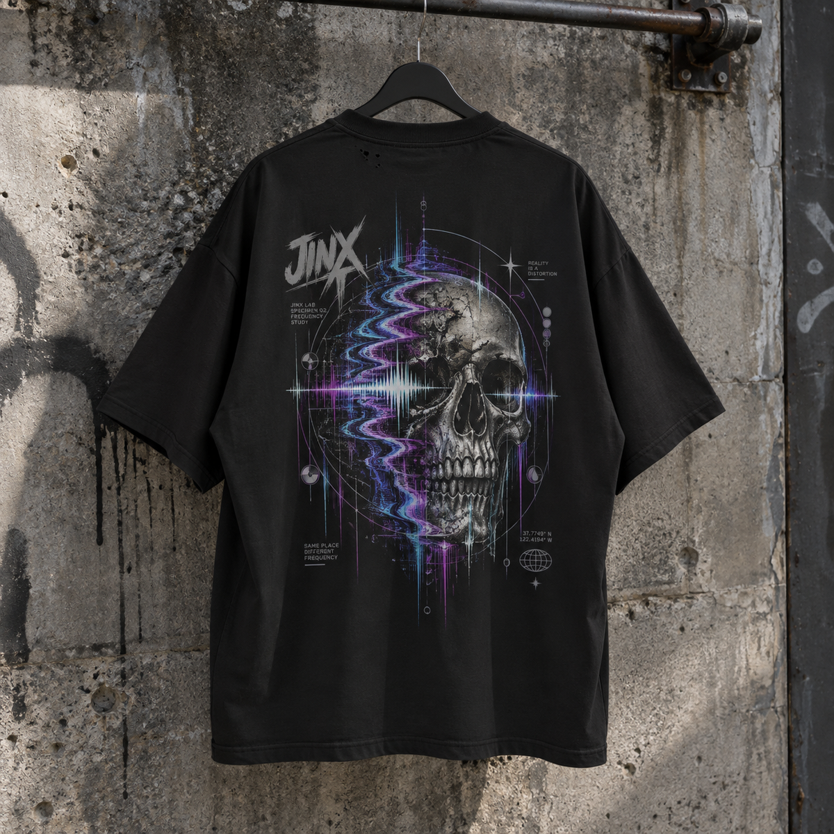 LOST SIGNAL — UNISEX OVERSIZED DISTRESSED TEE 260GSM